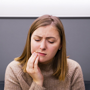 How to Loosen Tight Jaw Muscles